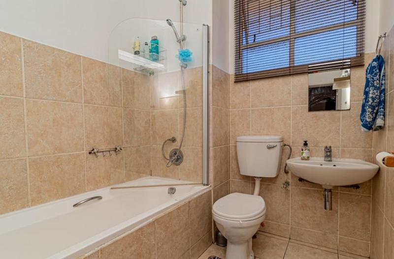 2 Bedroom Property for Sale in Parow Valley Western Cape